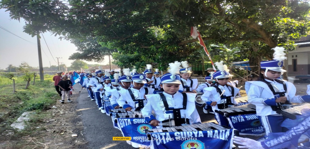 DRUM BAND